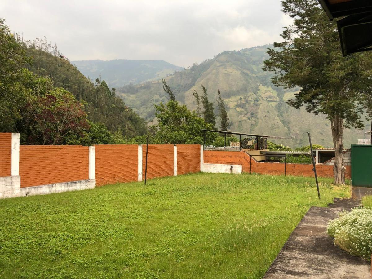 Mountain Chalet - Tungurahua Hot Springs/Aguas Termales Banos  Exterior photo